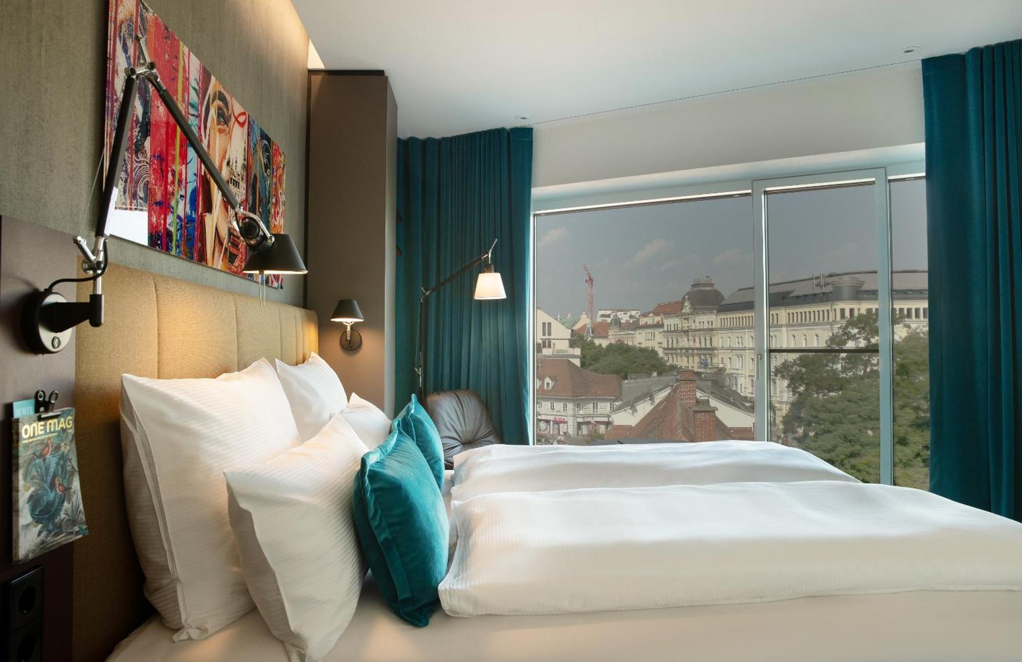 One Hotel 3*